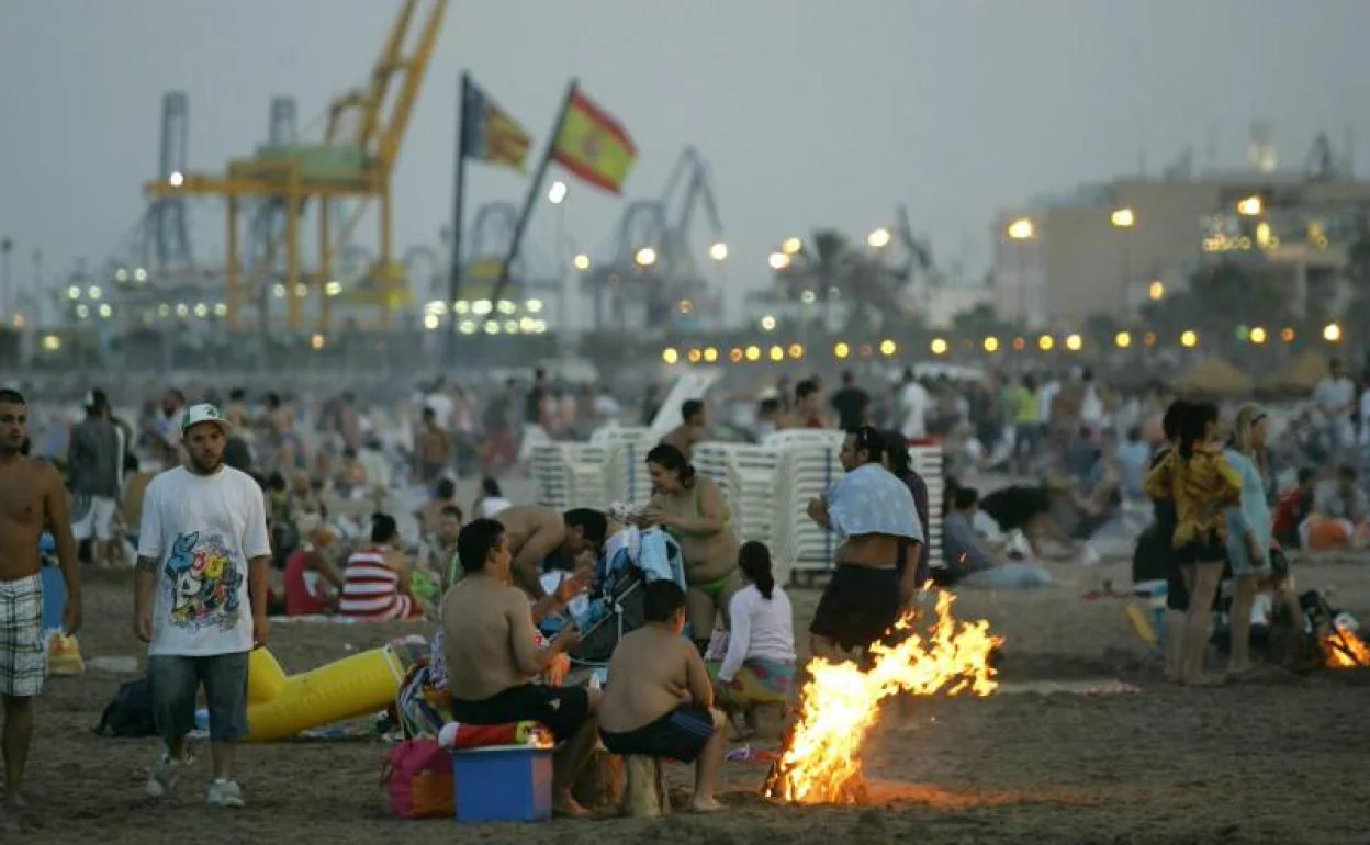 Hogueras de San Juan Valencia 2022 playas, fiestas, horario y